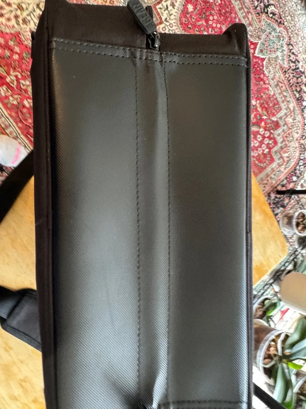 USA GEAR Black and Blue Gaming Carry Case with Shoulder Strap New W/O Tags